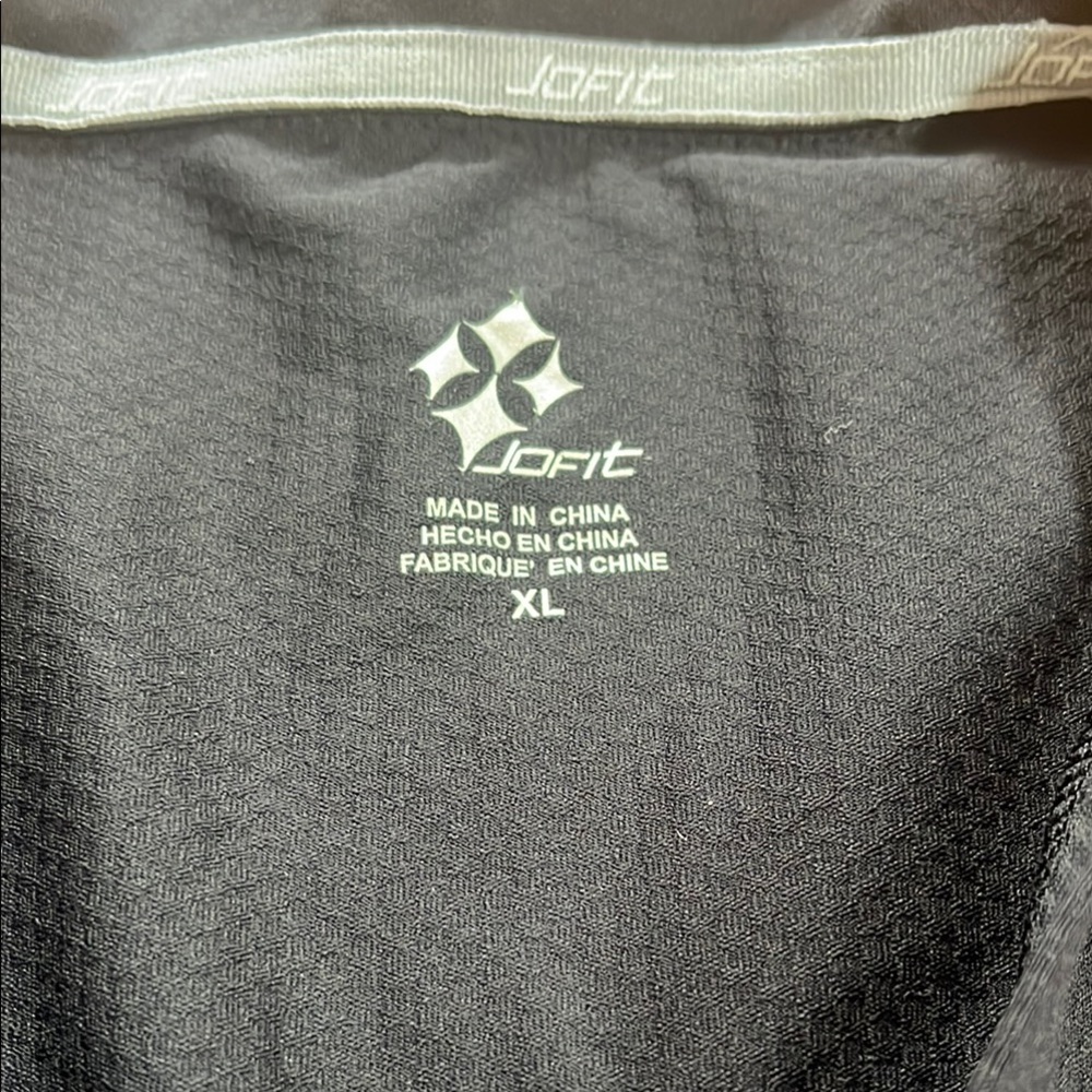 Jofit | Black Sleeveless Golf Top - Picture 2 of 2
